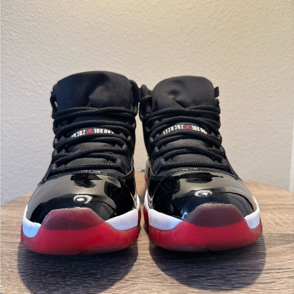 Air Jordan 11 Retro Playoffs Bred 2012